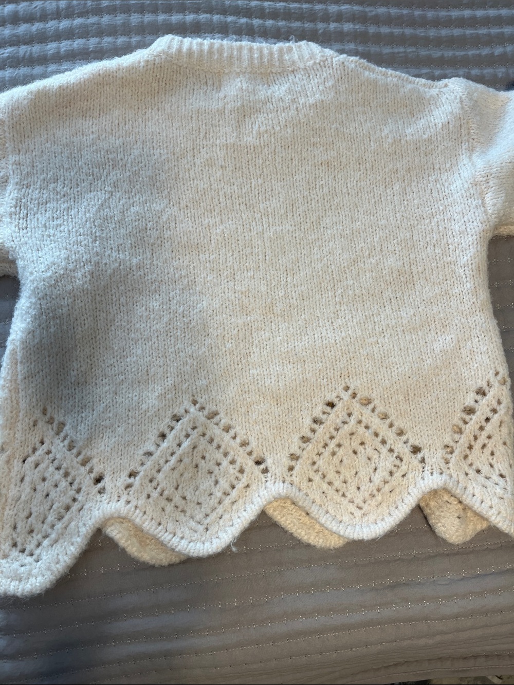 Cozy Ivory Scalloped Hem Knit Sweater - - Picture 3 of 4